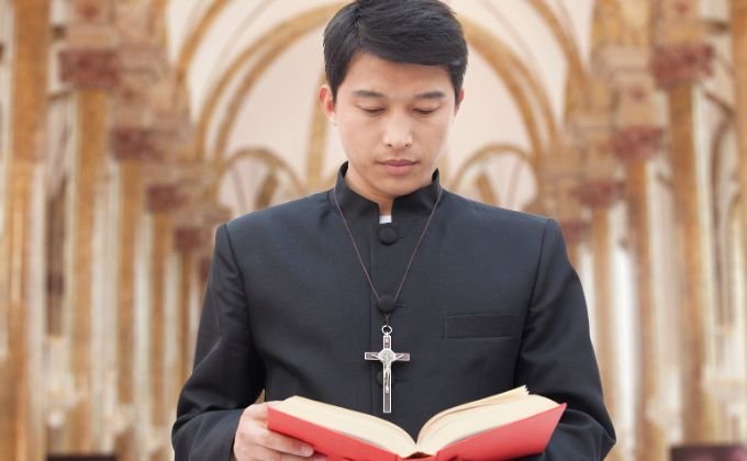 Ancient Near Eastern Parallels: Comparing the Bible with Mesopotamian Texts